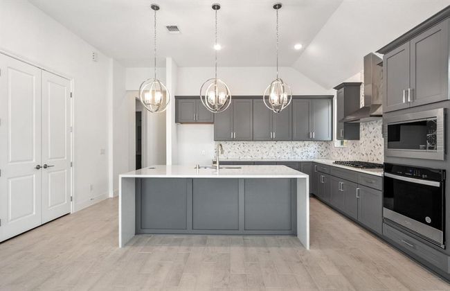 6119 Lush Passture Ln, House other with 4 bedrooms, 3 bathrooms and 2 parking in Manvel TX | Image 17