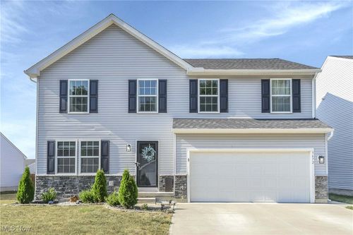 3672 Astor Ln, Lorain, OH, 44053-1200 | Card Image