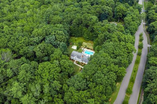 180 Cedar St, Sturbridge, MA, 01566-1358 | Card Image