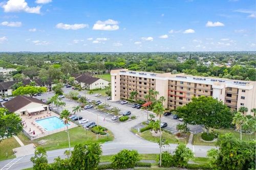405-7770 Tahiti Ln, Lake Worth, FL, 33467-4931 | Card Image