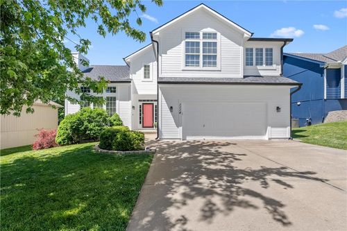 1114 Crimson Ln, Liberty, MO, 64068-8499 | Card Image