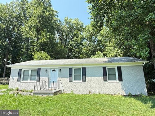 9828 Sylvan Turn, NEWBURG, MD, 20664-2240 | Card Image