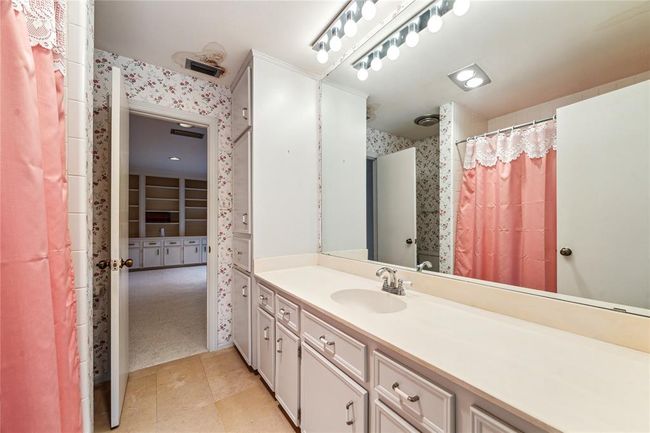 APT-80 - 201 Vanderpool Ln, Townhouse with 4 bedrooms, 6 bathrooms and 2 parking in Houston TX | Image 22