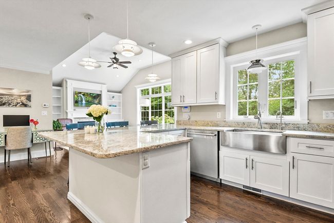 54 Cushing St, House other with 3 bedrooms, 3 bathrooms and 6 parking in Hingham MA | Image 9