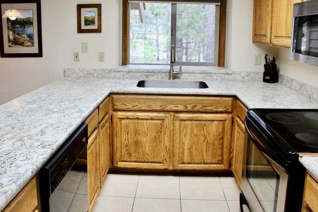 12-Kitchen_Window-R14 | Image 13