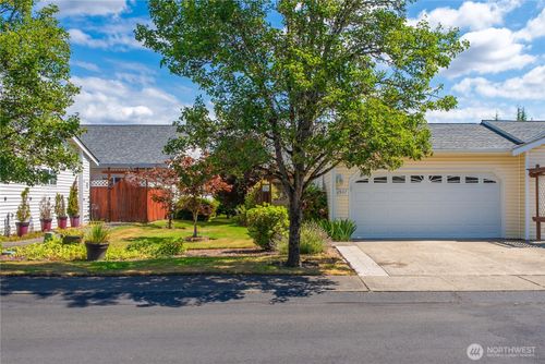 2807 Wilton Ln E, Fife, WA, 98424-2354 | Card Image