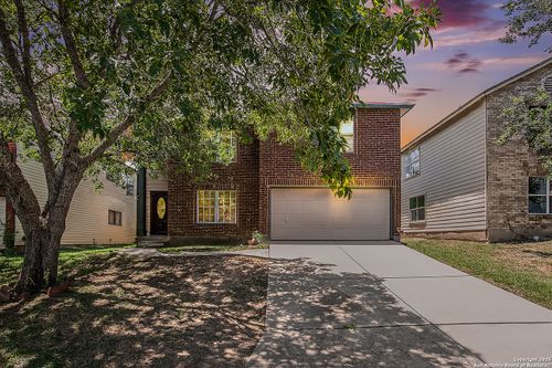 7027 Elusive Pass, San Antonio, TX, 78233-3882 | Card Image