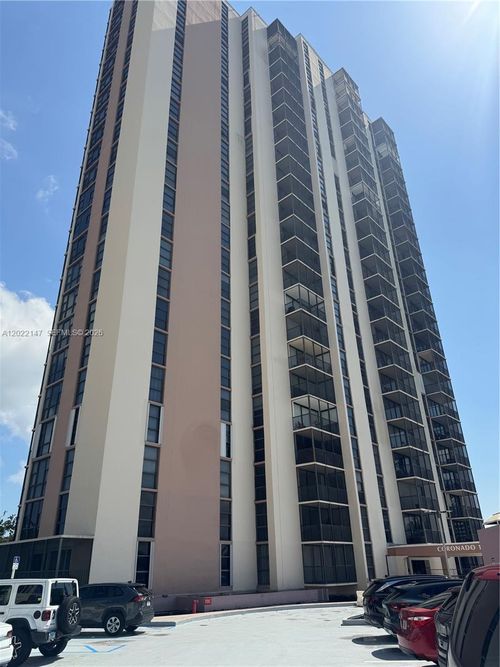 1205-20335 W Country Club Dr, Aventura, FL, 33180 | Card Image