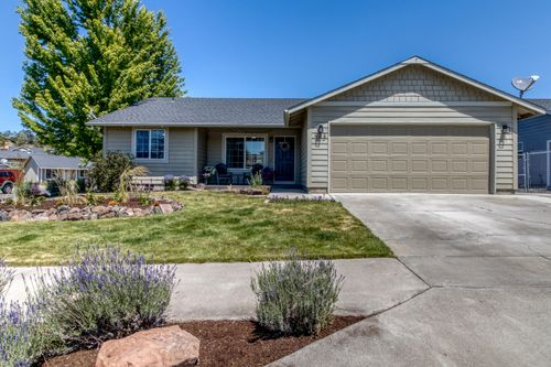 16762-723 Ne Black Bear St, Prineville, OR, 97754-9069 | Card Image