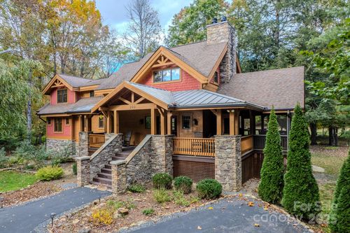 202 River Links Dr, Burnsville, NC, 28714-8731 | Card Image