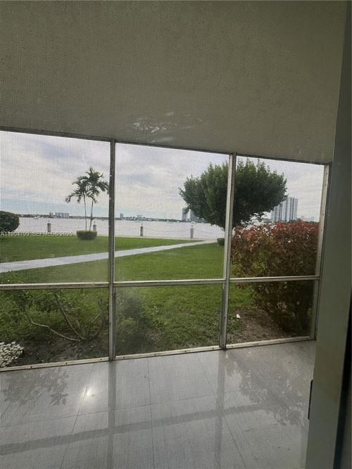 apt-p108-3000 Marcos Dr, Aventura, FL, 33160-2541 | Card Image