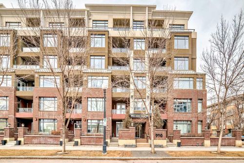 108-990 Centre Avenue Ne, Calgary, AB, T2E2M9 | Card Image