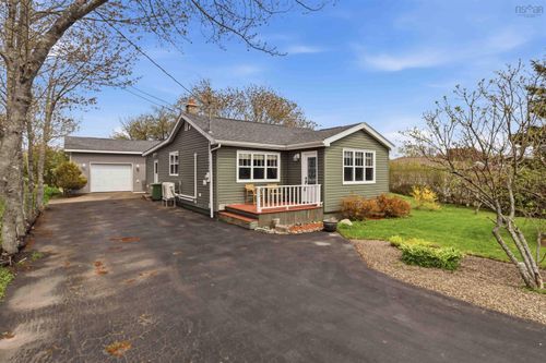 22 Pine Grove Dr, Halifax, NS, B3R1S1 | Card Image