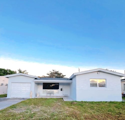 2701 Arcadia Dr, Miramar, FL, 33023-4729 | Card Image