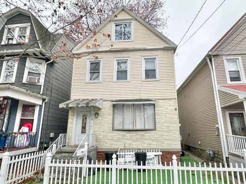 519 S River St, Wilkes Barre, PA, 18702-3708 | Card Image