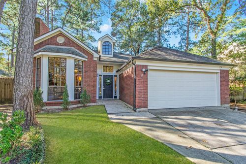 19 Elk Crossing Dr, The Woodlands, TX, 77381-4310 | Card Image