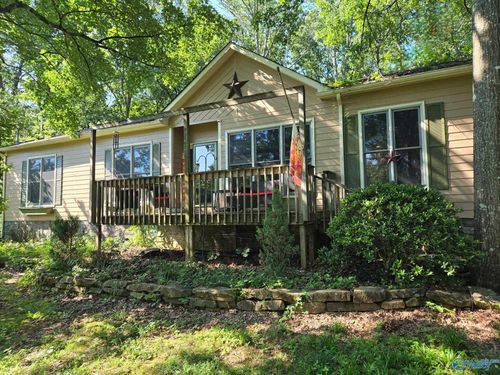 600 Lewis Mountain Rd, New Market, AL, 35761-5207 | Card Image