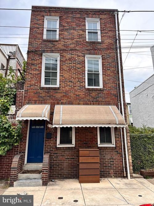 741 Latona St, PHILADELPHIA, PA, 19147-5115 | Card Image