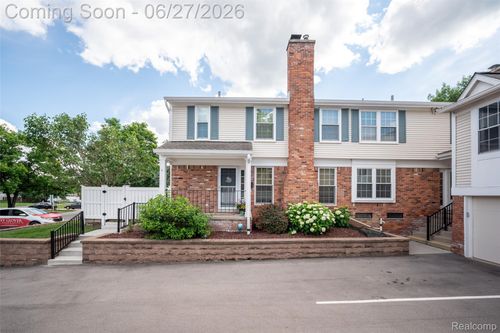 42174 Roscommon St, Northville, MI, 48167-2416 | Card Image