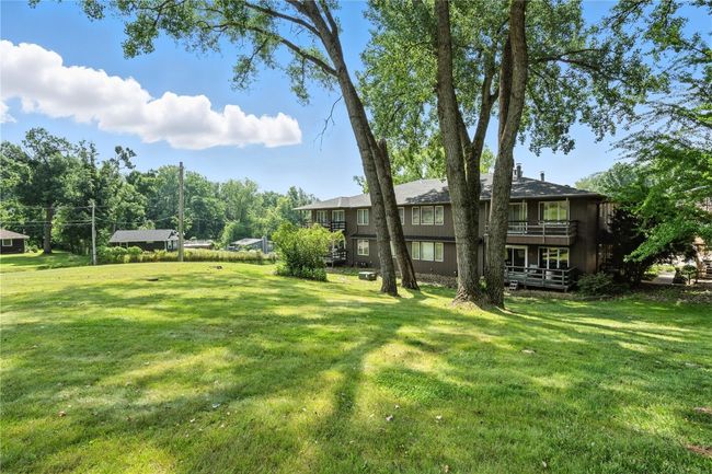1704 Pikes Peak Ct Ne, Condo with 2 bedrooms, 2 bathrooms and null parking in Cedar Rapids IA | Image 21