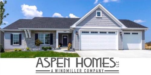 7001 Blackhawk St, Davenport, IA, 52801 | Card Image