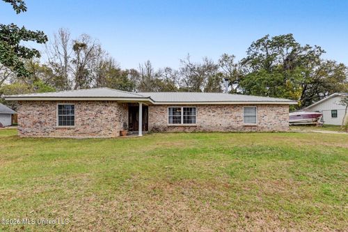 107 Sea Pne, Long Beach, MS, 39560-6328 | Card Image