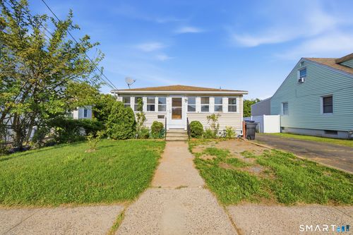 83 Prospect Place Ext, East Haven, CT, 06512-3742 | Card Image