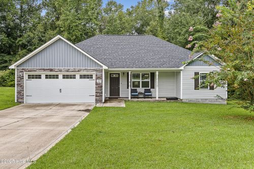 209 Gillcrest Ct, Jacksonville, NC, 28540-5839 | Card Image