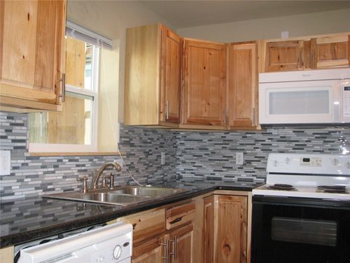 b-2830 San Gabriel St, Austin, TX, 78705-3531 | Card Image