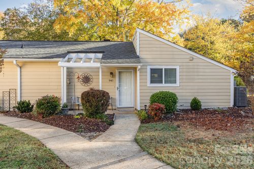 941 Sardis Cove Dr, Charlotte, NC, 28270-2127 | Card Image