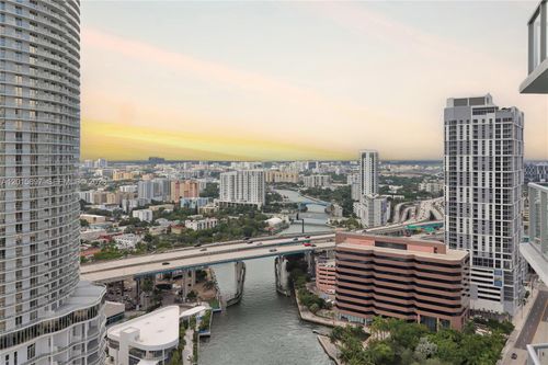 2900-185 Sw 7th St, Miami, FL, 33130-2979 | Card Image