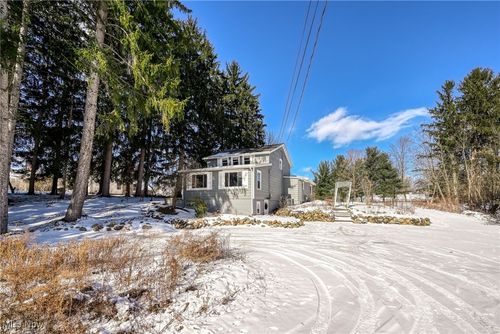 349 E Mennonite Rd, Aurora, OH, 44202-7501 | Card Image