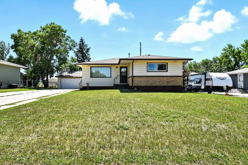 836 29th Ave Ne, Great Falls, MT, 59404-1218 | Card Image