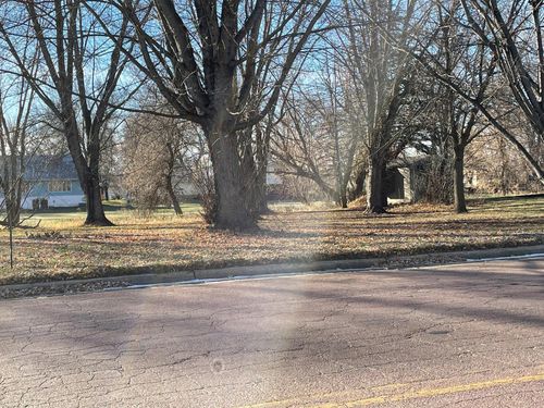 17th 17th Street, Windom, MN, 56101 | Card Image