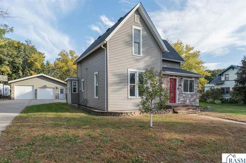 321 E Humphrey Street, Lake Crystal, MN, 56055 | Card Image