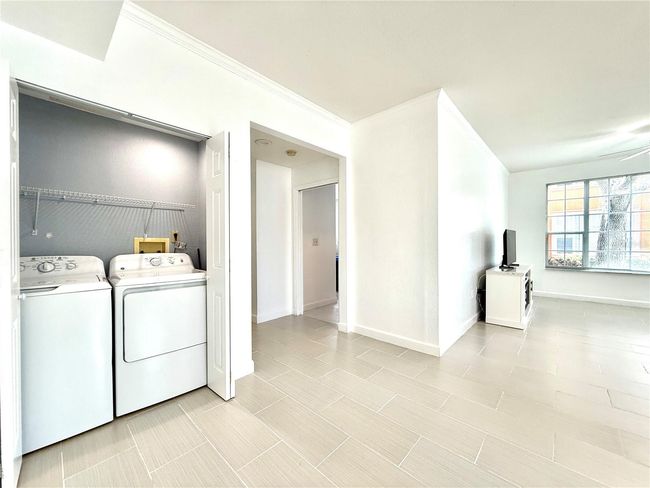 9650 - 9650 Lake Chase Island Way, Condo with 1 bedrooms, 1 bathrooms and null parking in TAMPA FL | Image 19