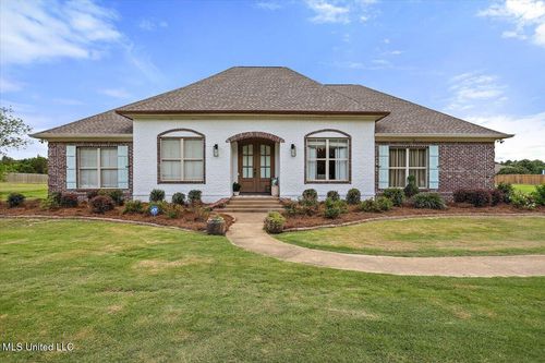 118 Flowers Ln, Brandon, MS, 39047-8606 | Card Image