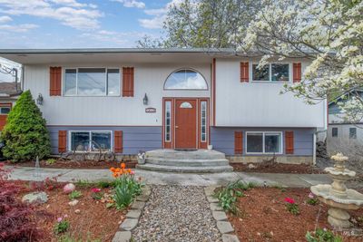 2020 Powers Avenue, House other with 4 bedrooms, 2 bathrooms and 1 parking in Lewiston ID | Image 2