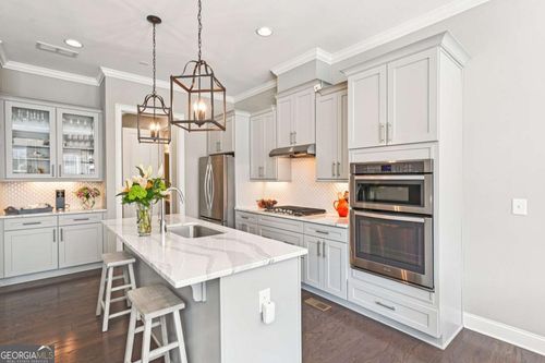 1005 Milhaven Dr, Roswell, GA, 30076-2409 | Card Image