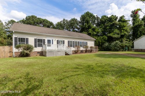 208 Mustang Ct, Maysville, NC, 28555-9370 | Card Image