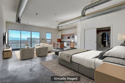 1601-200 Hoover Ave, Las Vegas, NV, 89101-6881 | Card Image
