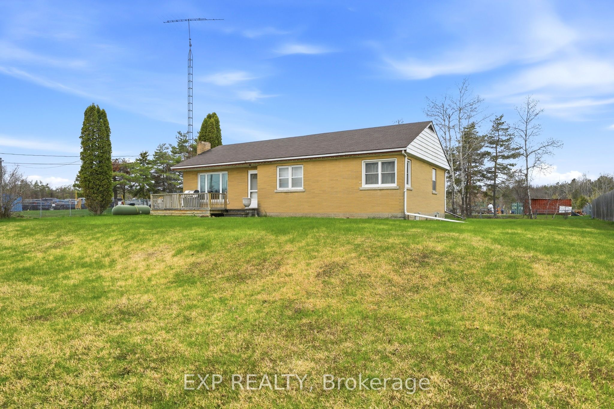 Commercial Sale in Severn 5
