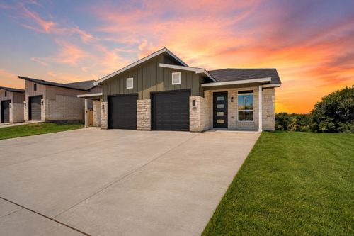 1213 Lone Pine Way, Killeen, TX, 76543 | Card Image