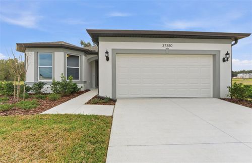 37380 Clinch Cir, ZEPHYRHILLS, FL, 33540-6602 | Card Image