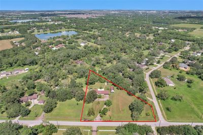 5302 Old Chocolate Bayou Road, House other with 3 bedrooms, 2 bathrooms and null parking in Manvel TX | Image 2