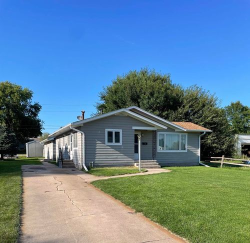 816 17th Street, Gothenburg, NE, 69138 | Card Image
