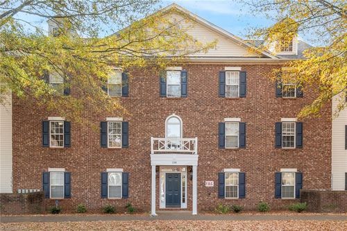 298 Town Park Dr, Advance, NC, 27006-8623 | Card Image