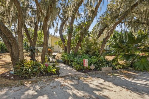 6570 Old Ranch Rd, SARASOTA, FL, 34241-9776 | Card Image