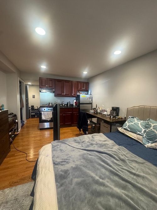 3b-98 Strathmore Rd, Boston, MA, 02135 | Card Image