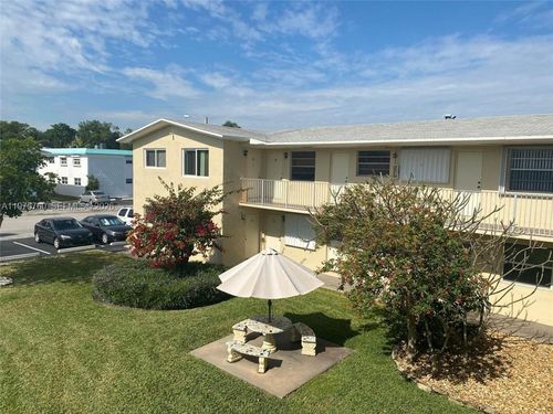apt-2a-1301 N 12th Ct, Hollywood, FL, 33019-3200 | Card Image